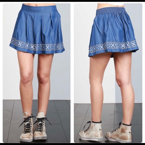 POL XO denim mini skirt - Picture 1 of 3